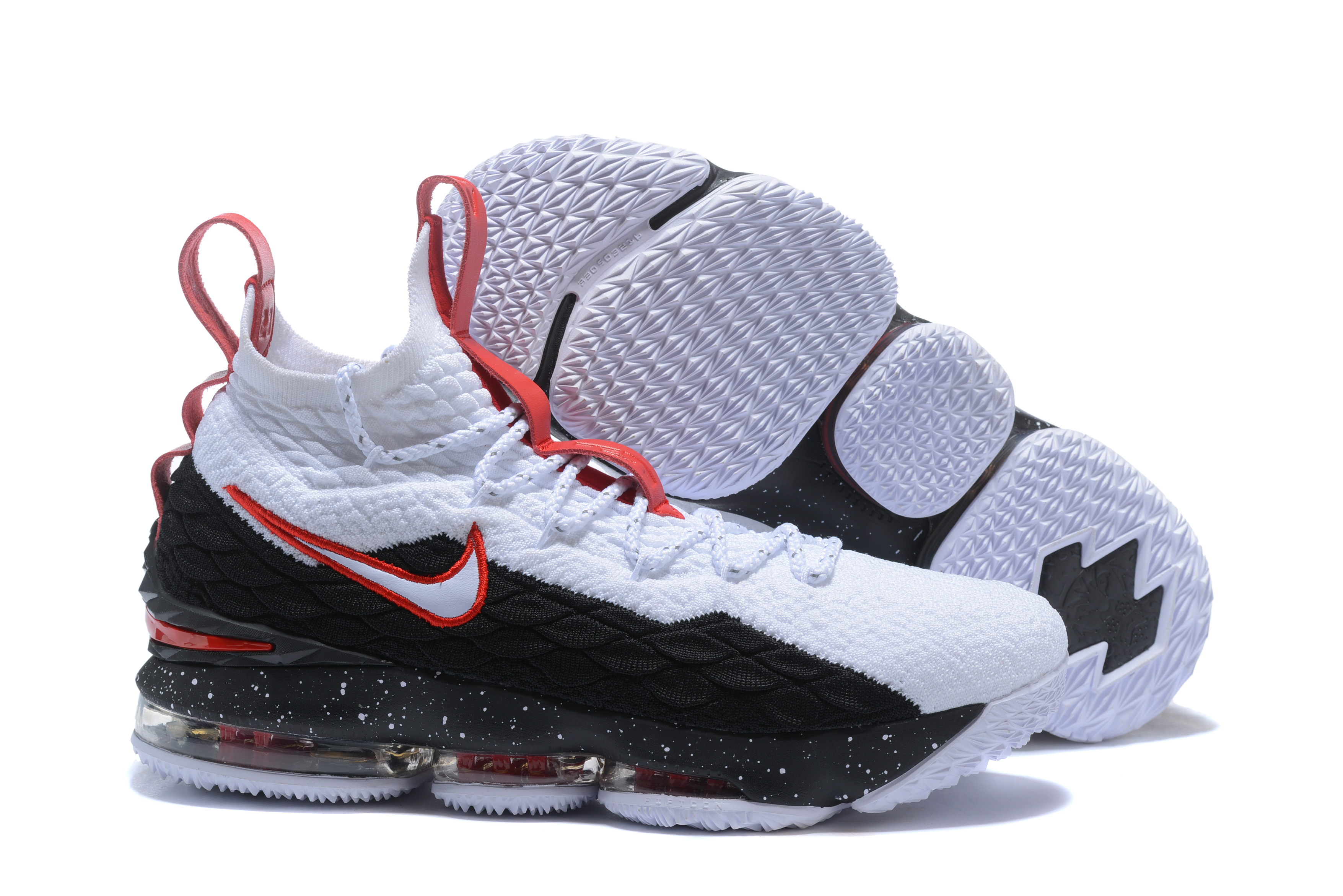 LeBron James 15 Shoes
