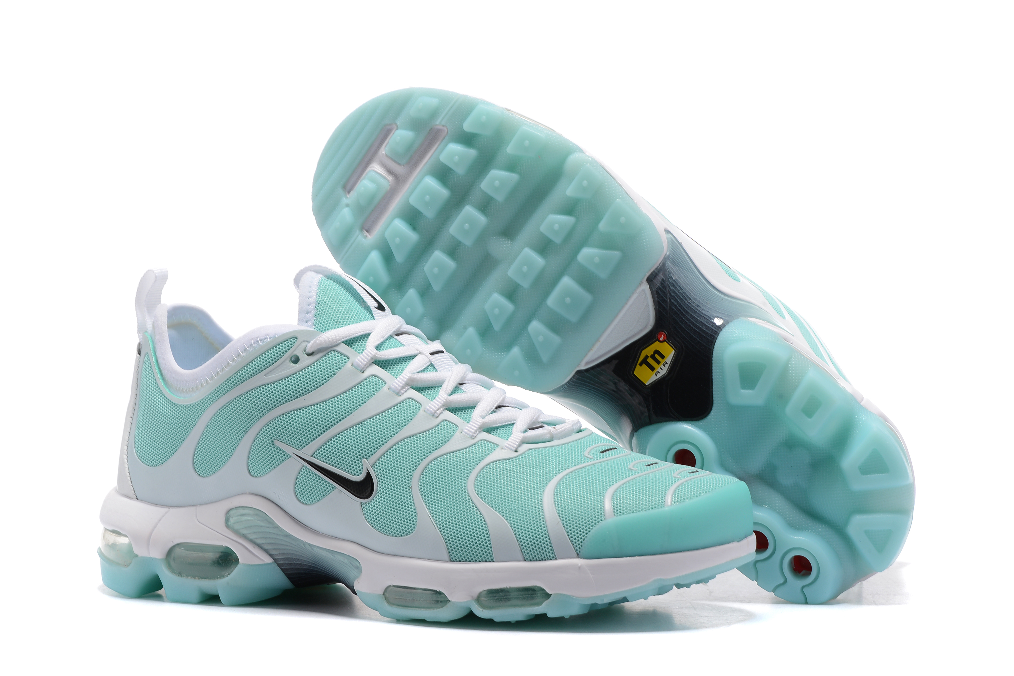 Nike Air Max Plus TN Gint Green White Shoes