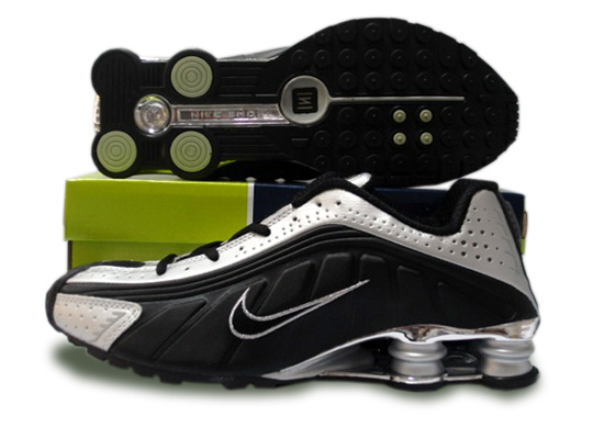 Mens Nike Shox R4 Shoes Black Silver