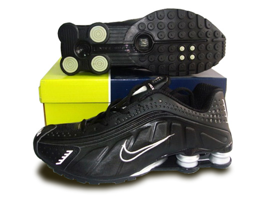 Mens Nike Shox R4 Shoes Black White