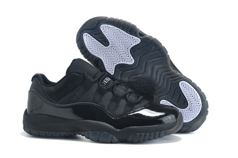 black low cut jordans