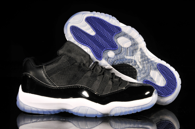 jordan black and blue 11