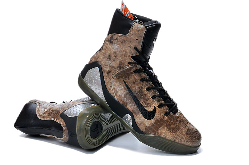 kobe bryant snakeskin shoes