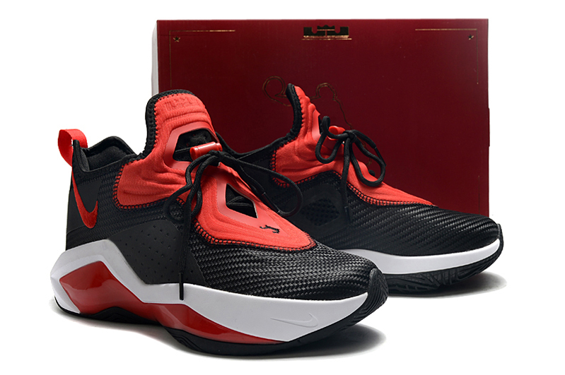 Nike LeBron Soldier 14 Shoes