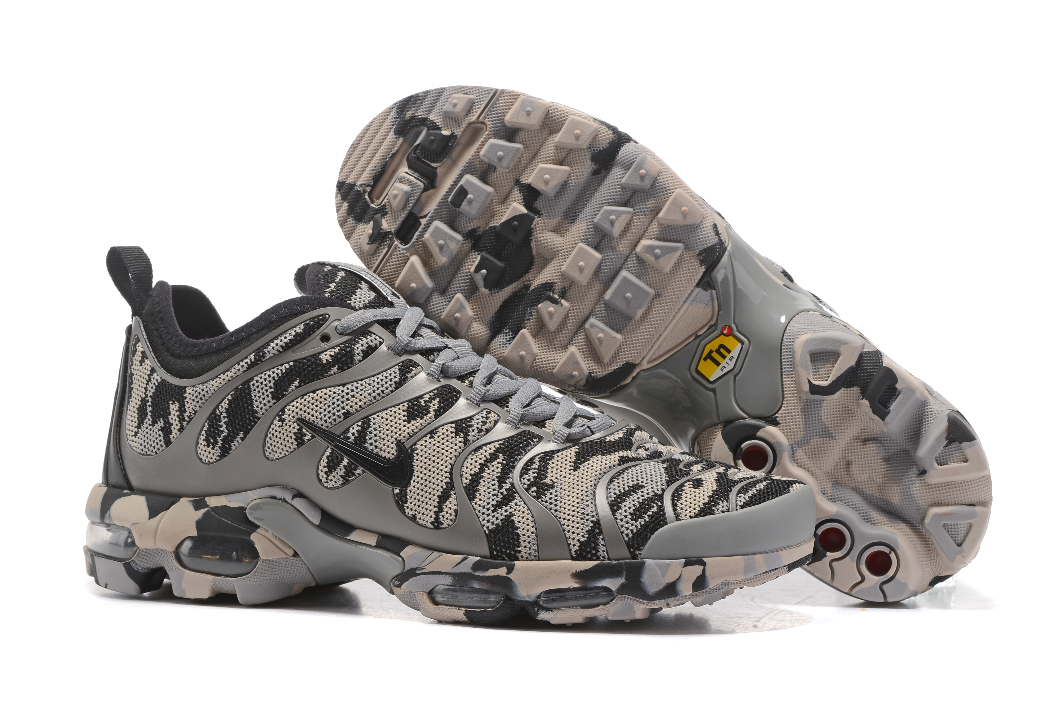 Nike Air Max Plus TN Camo Grey Shoes