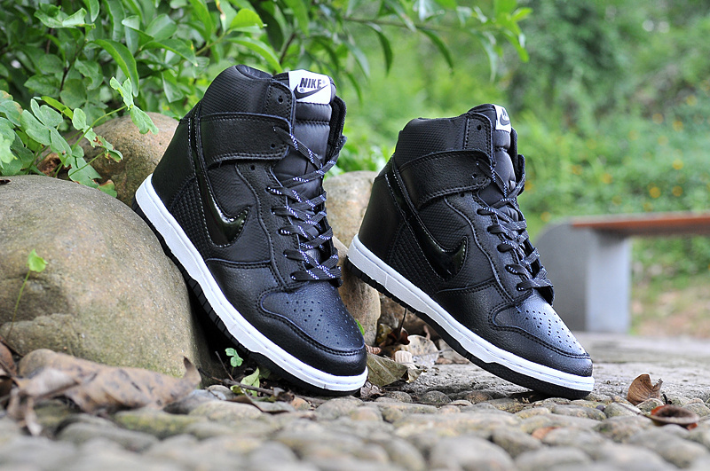 Nike Dunk SB High All Black White Shoes