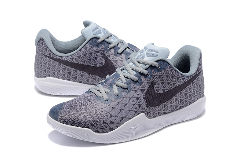 kobe bryant grey shoes