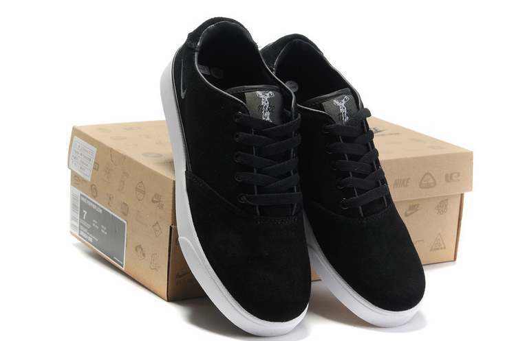Nike Pepper Low