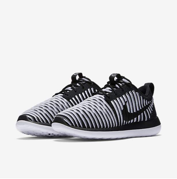 Nike Roshe Two Flyknit White Black Shoes