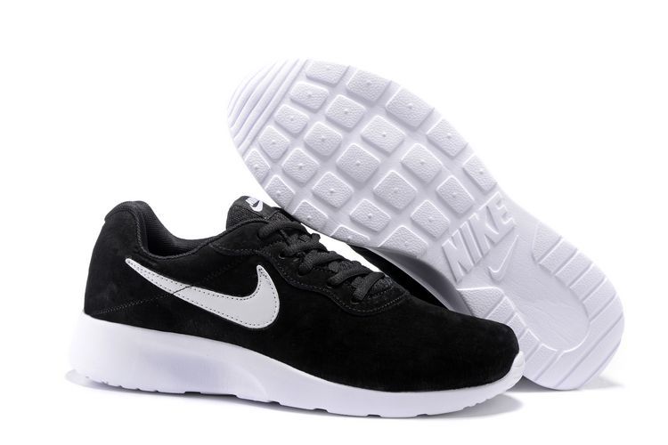 Nike Tanjun Black White Running Shoes