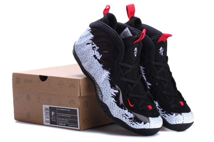 Classic Nike Air Foamposite One Black White Shoes