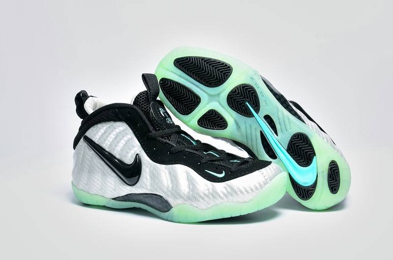 Women Nike Air Foamposite One Silver Black Green Shoes